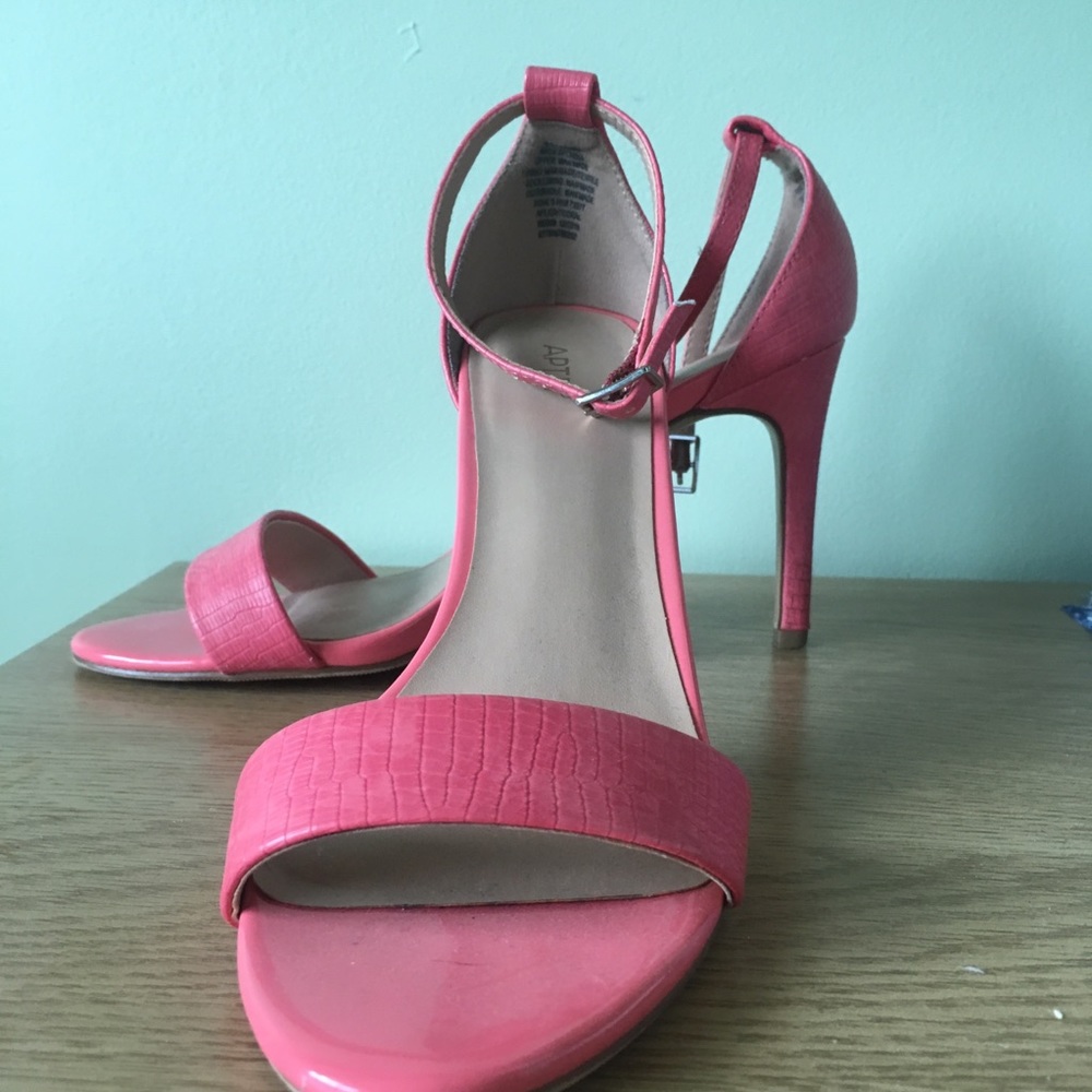 Coral Heels